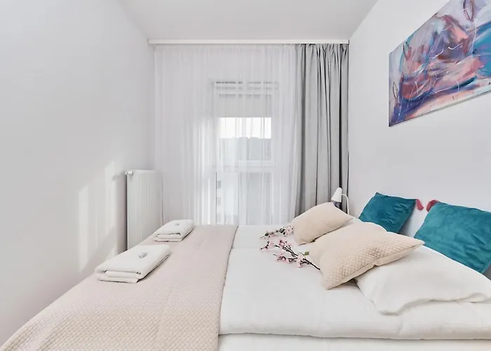 Wichrowa With Free Garage By Renters