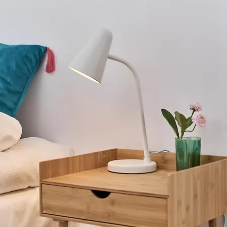 Wichrowa With Free Garage By Renters * 브로츠와프