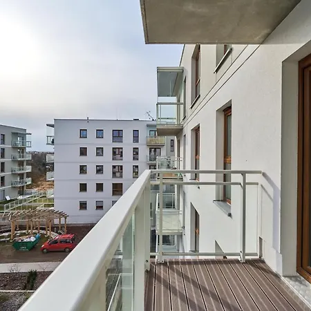 Wichrowa With Free Garage By Renters 아파트 *